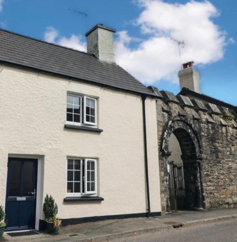 Church Gate Cottage - Bridestowe Buitenkant foto
